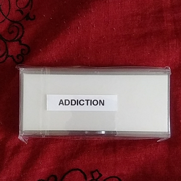 Eyeshadows "Addiction" - Picture 3 of 3